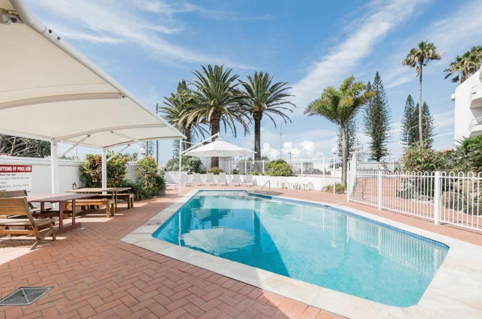 Alex Headland Beachfront Alexandra Headland Exterior foto